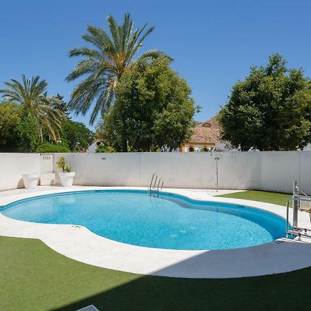 Real Escuela Home Jerez de la Frontera Dış mekan fotoğraf
