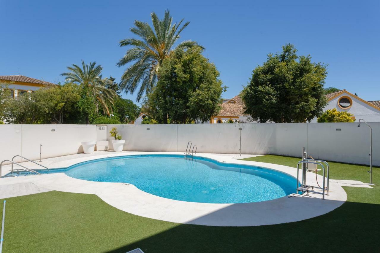 Real Escuela Home Jerez de la Frontera Dış mekan fotoğraf
