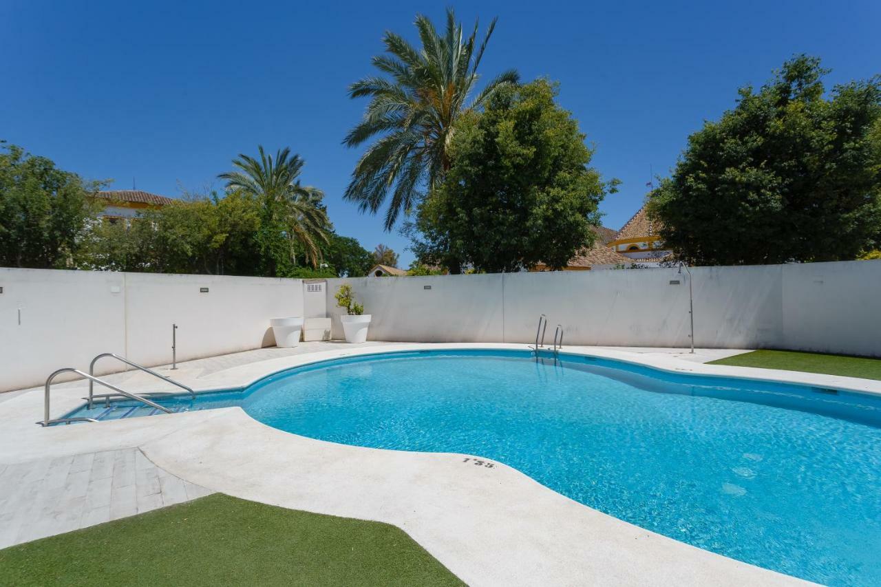Real Escuela Home Jerez de la Frontera Dış mekan fotoğraf