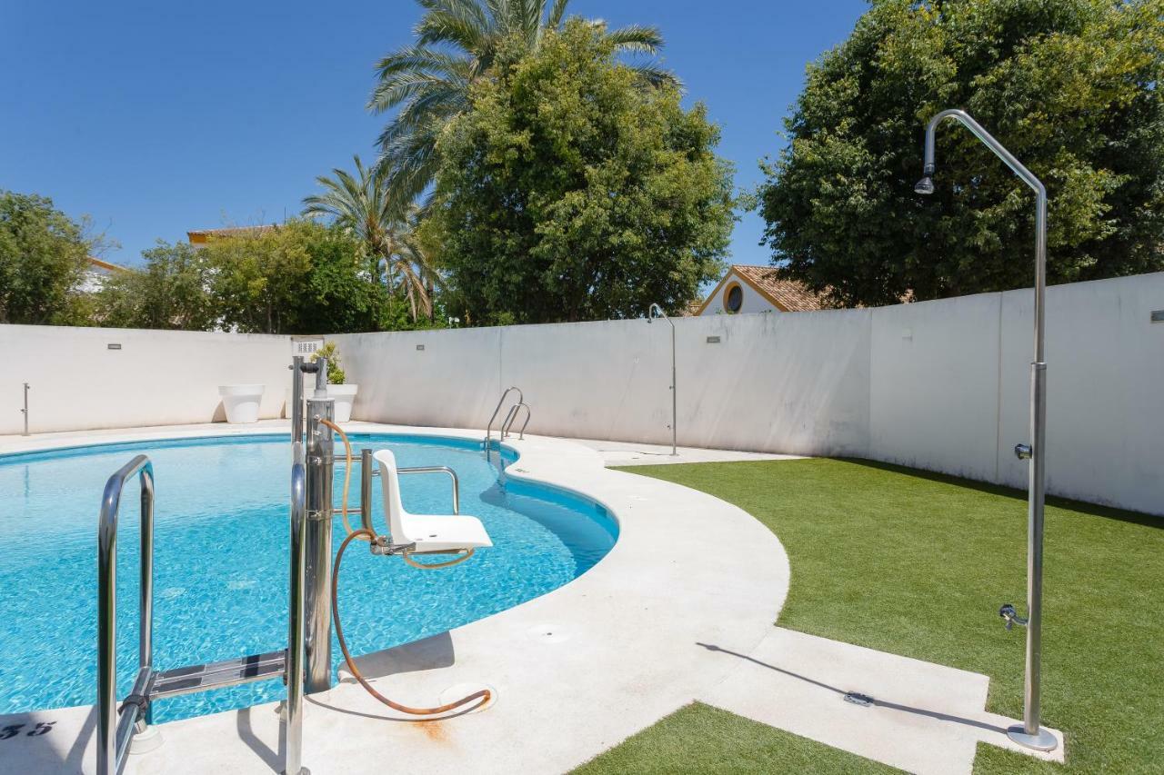 Real Escuela Home Jerez de la Frontera Dış mekan fotoğraf